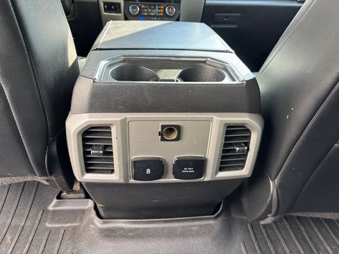 Used 2019 Ford F350 Lariat w/ Lariat Ultimate Package AWD/4WD image 16