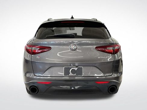 Used 2023 Alfa Romeo Stelvio Sprint AWD/4WD image 4