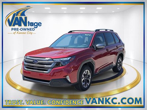 Certified 2026 Subaru Forester Premium AWD/4WD image 1