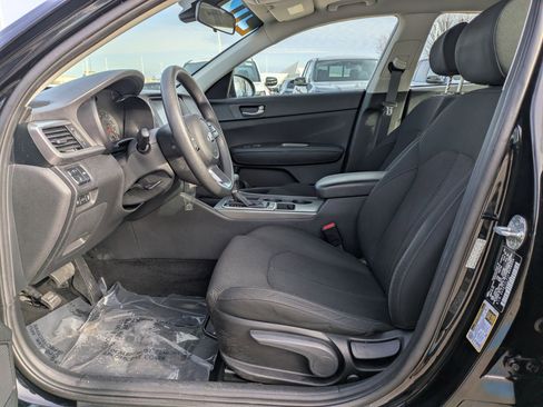 Used 2020 Kia Optima LX image 12