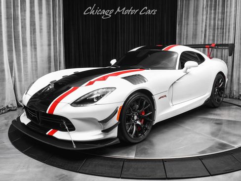 Used 2016 Dodge Viper GTC w/ ACR Package image 2