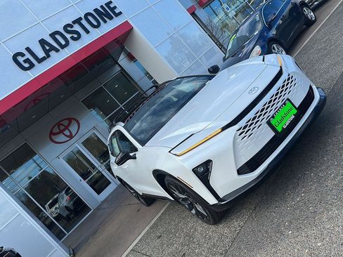 New 2026 Toyota Crown Signia Limited image 2