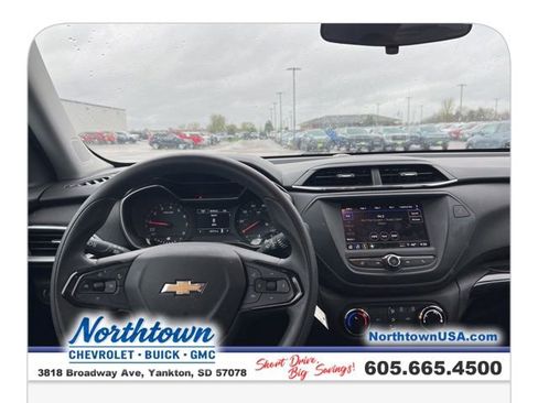 Used 2023 Chevrolet TrailBlazer LS FWD image 33