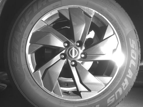 Used 2025 Nissan Rogue SV image 14