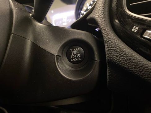 Used 2019 Jeep Compass Limited AWD/4WD image 14