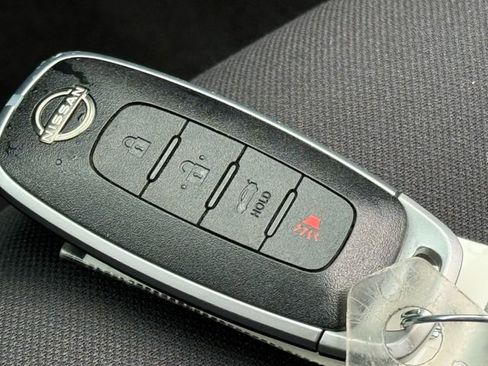 Used 2024 Nissan Sentra SV image 19