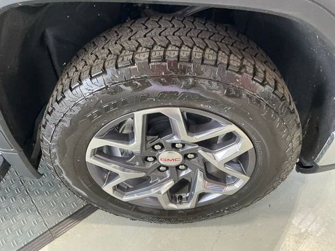 Used 2026 GMC Sierra 1500 SLT image 57