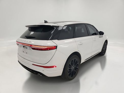 Used 2024 Lincoln Corsair AWD w/ Equipment Group 101A image 6