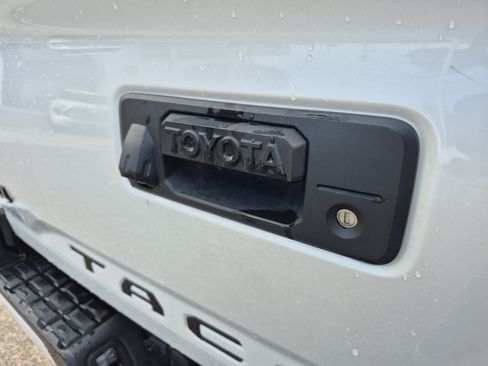 Used 2021 Toyota Tacoma Limited w/ Nightshade Package AWD/4WD image 22