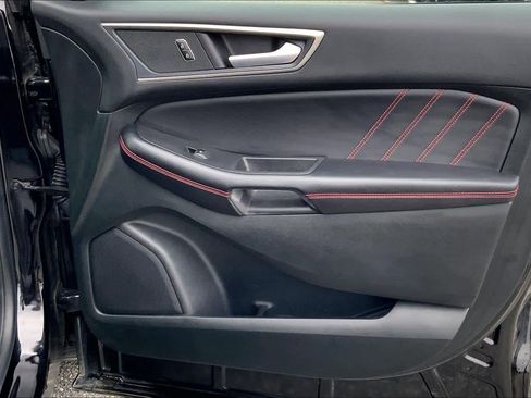 Used 2023 Ford Edge ST-Line w/ Cargo Accessory Package image 21