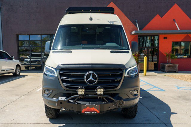 Used 2020 Mercedes-Benz Sprinter 2500 image 2