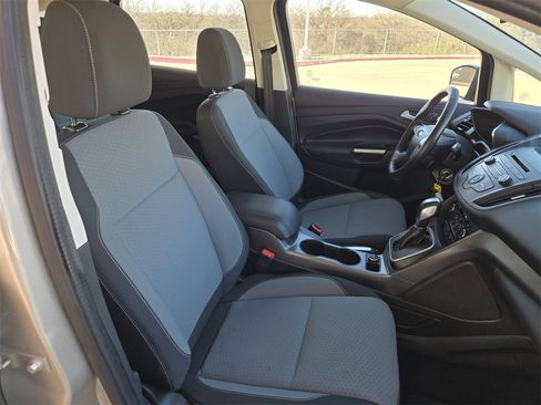 Used 2017 Ford C-MAX SE image 26