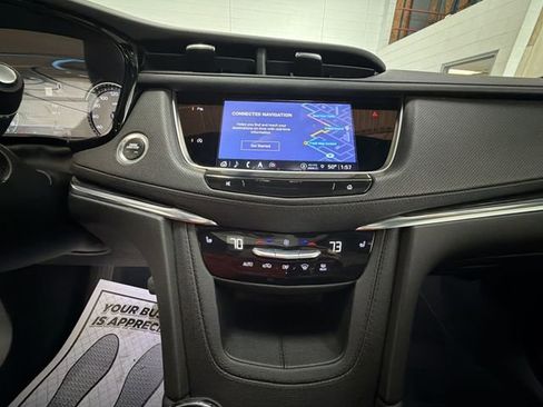 Certified 2023 Cadillac XT5 Premium Luxury AWD/4WD image 18