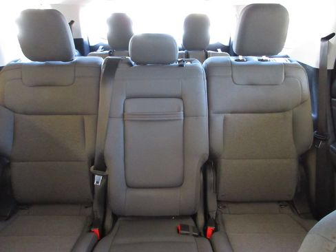 Certified 2026 Ford Explorer Active RWD image 23