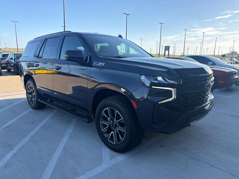 Used 2023 Chevrolet Tahoe Z71 w/ Z71 Off-Road Package AWD/4WD image 3