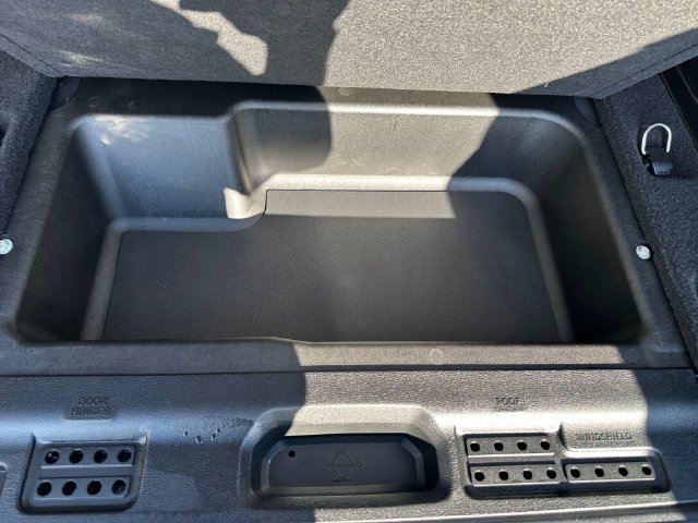 Used 2018 Jeep Wrangler Unlimited Rubicon w/ Uconnect 4C Nav & Sound Group AWD/4WD image 23