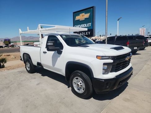 Used 2025 Chevrolet Silverado 2500 W/T w/ WT Convenience Package RWD image 2