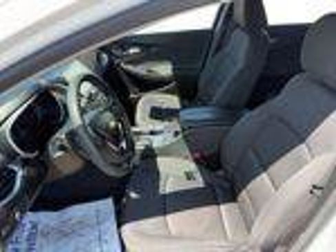 Used 2023 Chevrolet Malibu LT FWD image 14