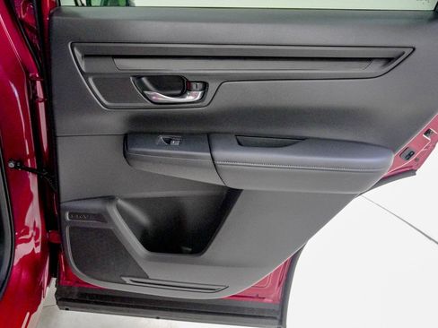 Certified 2025 Honda CR-V EX image 32
