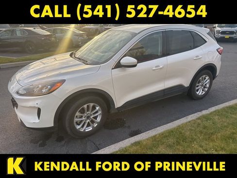 Used 2020 Ford Escape SE image 5