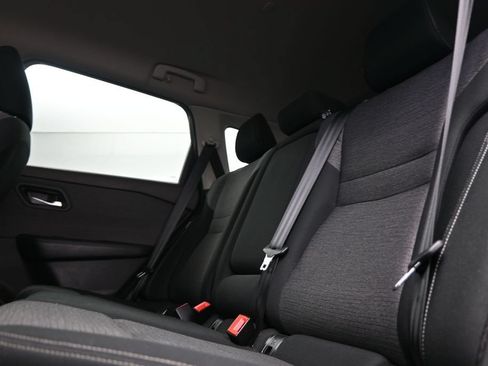 Used 2023 Nissan Rogue SV FWD image 12