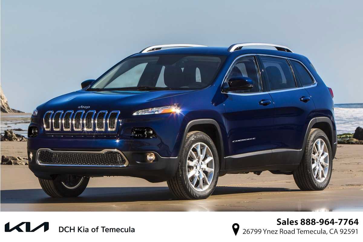 Used 2015 Jeep Cherokee Latitude w/ Comfort/Convenience Group AWD/4WD image 1