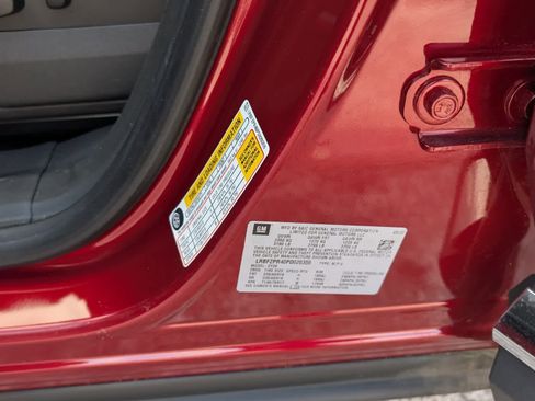 Used 2023 Buick Envision Essence image 14