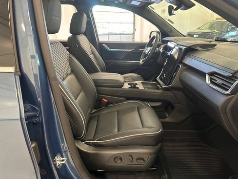 Used 2026 GMC Acadia Denali w/ Super Cruise Package AWD/4WD image 30