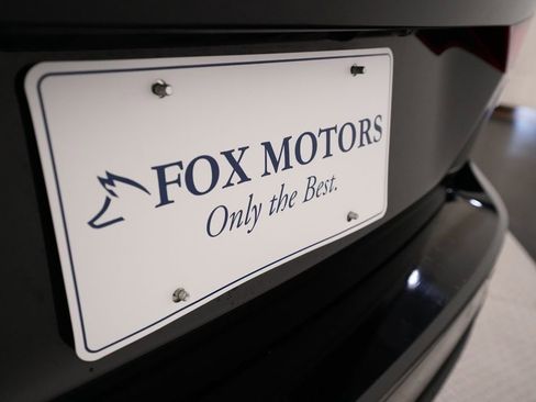 Used 2025 Volvo V60 B5 Cross Country Plus image 38