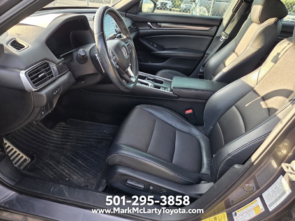 Used 2018 Honda Accord Sport image 8