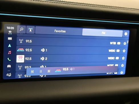 New 2026 Porsche Macan Electric RWD image 17