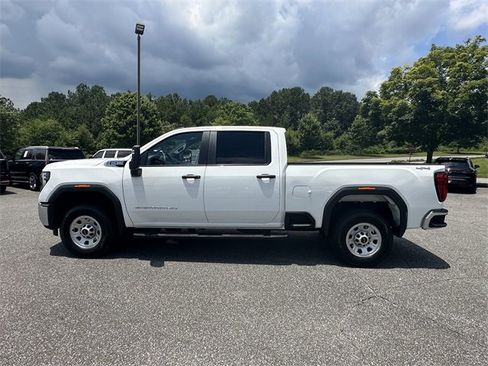 Used 2024 GMC Sierra 2500 Pro image 2