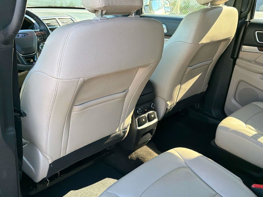 Used 2018 Ford Explorer Limited AWD/4WD image 18