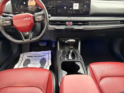 Used 2025 Kia K4 GT-Line w/ GT-Line Premium Package image 11