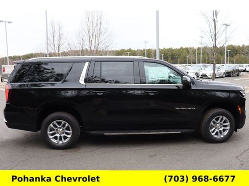 New 2026 Chevrolet Suburban LT w/ Comfort Package image 8