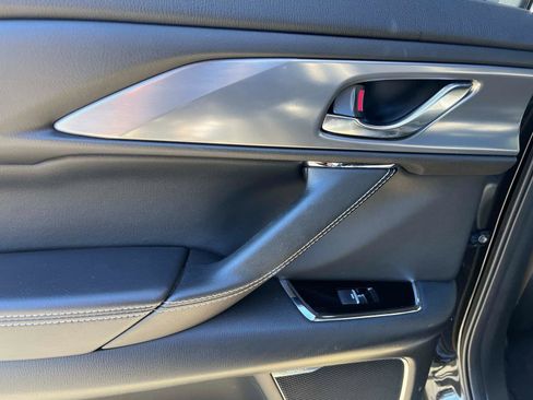 Used 2023 MAZDA CX-9 Grand Touring image 12