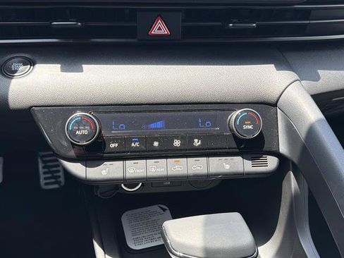 New 2026 Hyundai Elantra SEL Sport FWD image 22