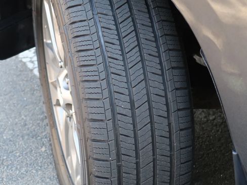 Used 2013 Toyota Sequoia Limited AWD/4WD image 10