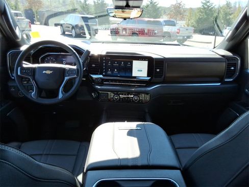 Used 2025 Chevrolet Silverado 2500 High Country w/ Technology Package image 23