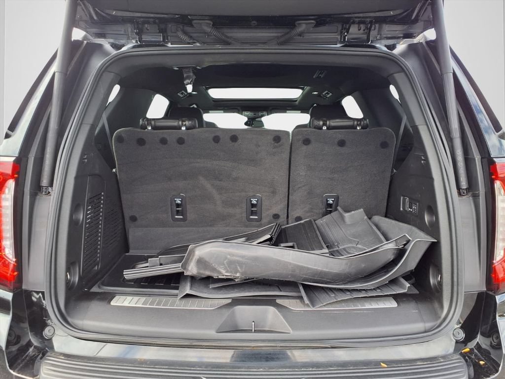 Certified 2023 GMC Yukon Denali w/ LPO, Floor Liner Package AWD/4WD image 8