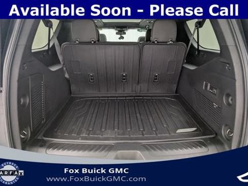 Certified 2023 GMC Yukon XL SLT w/ SLT Premium Package AWD/4WD image 34