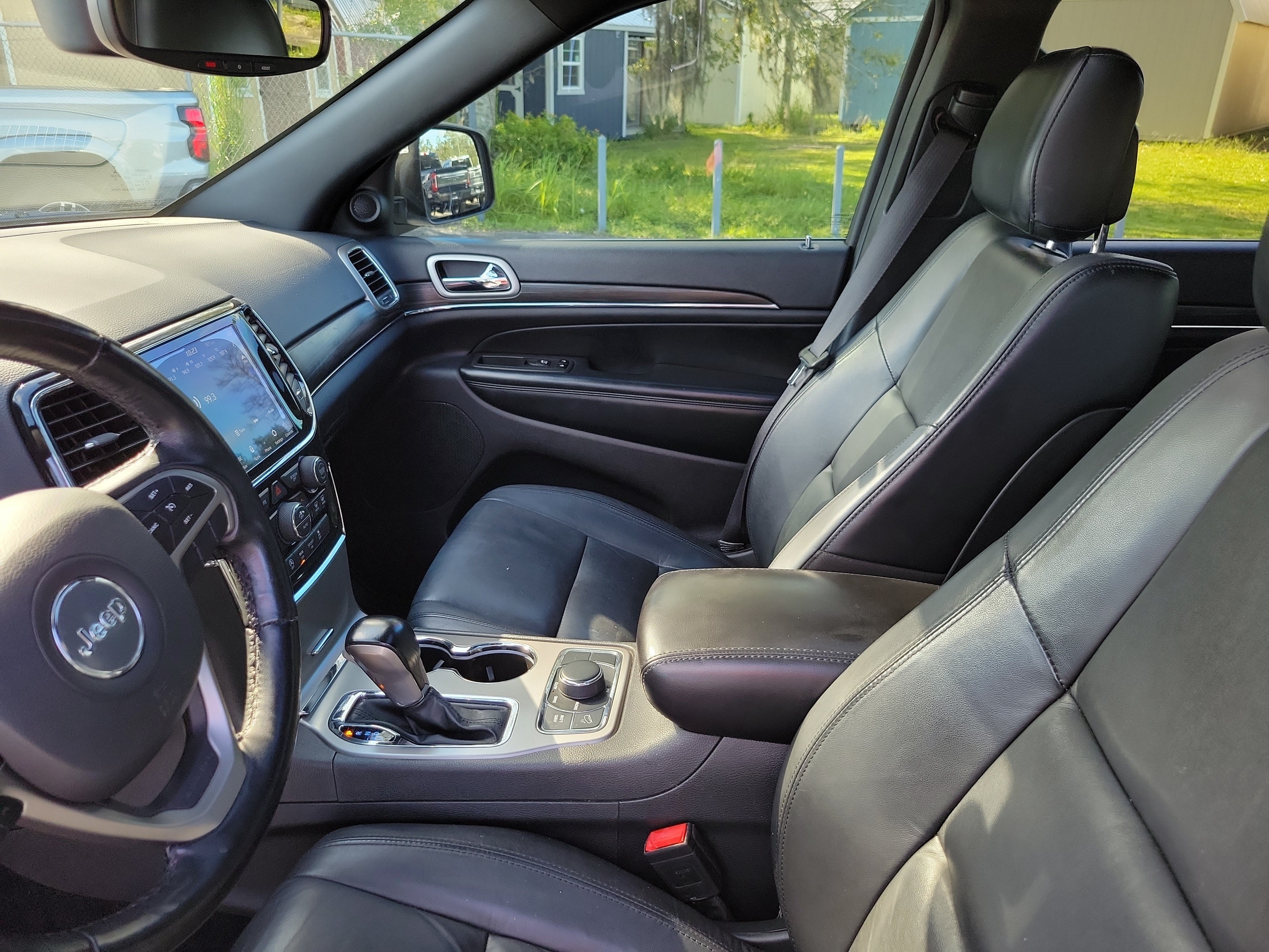 Used 2022 Jeep Grand Cherokee Limited AWD/4WD image 12
