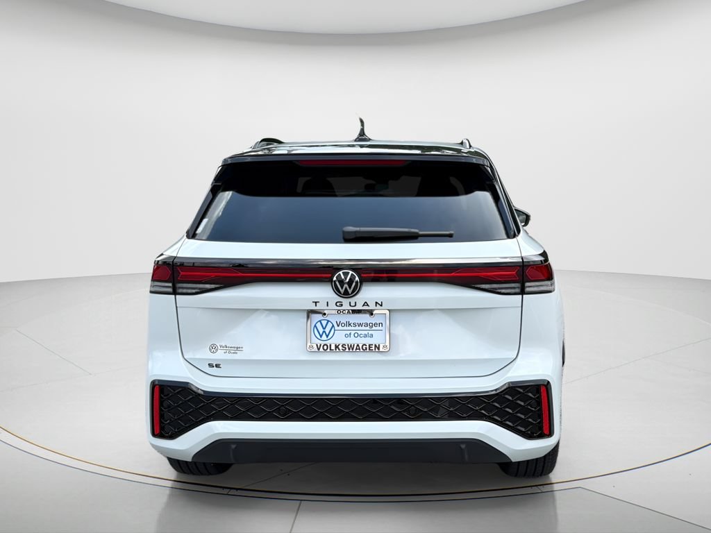 New 2026 Volkswagen Tiguan SE R-Line FWD image 7