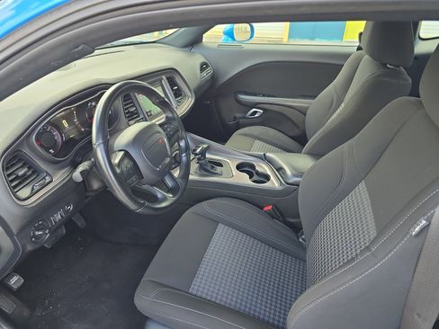 Used 2023 Dodge Challenger SXT w/ Blacktop Package image 16