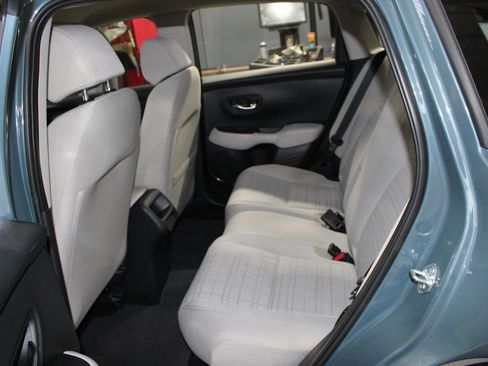 Used 2025 Honda HR-V LX image 17