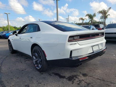 New 2026 Dodge Charger R/T AWD/4WD image 8