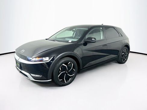 Used 2024 Hyundai Ioniq 5 SEL RWD image 3