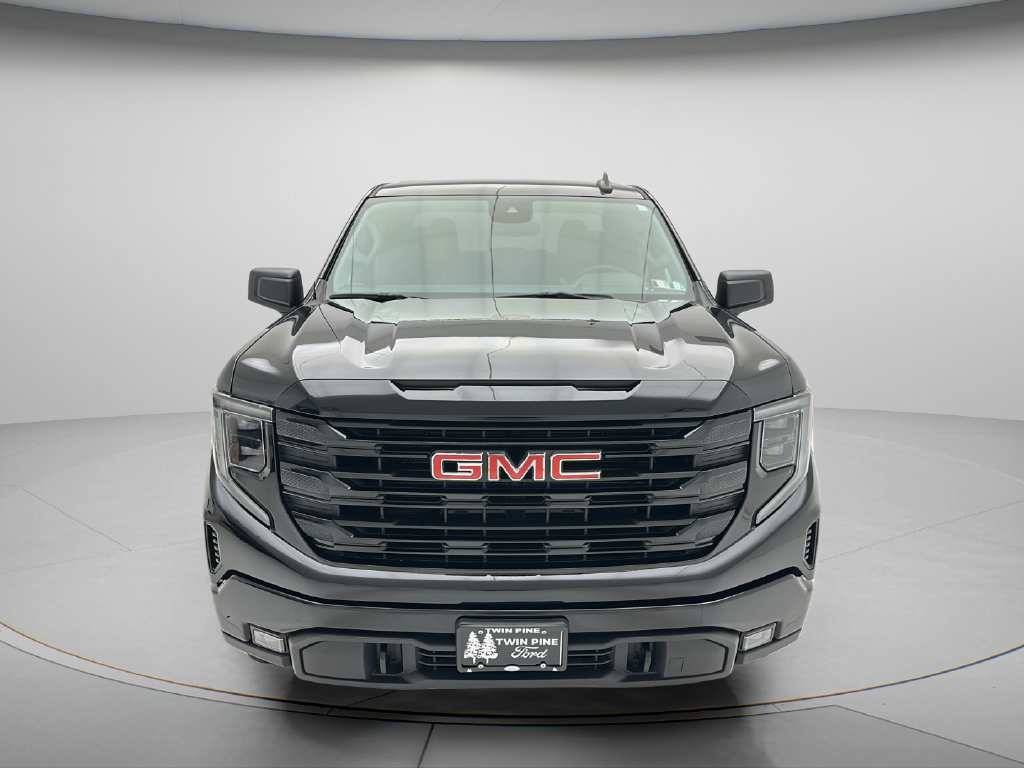 Used 2025 GMC Sierra 1500 Elevation AWD/4WD image 2