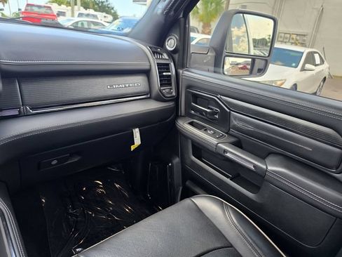 Used 2024 RAM 2500 Limited AWD/4WD image 10
