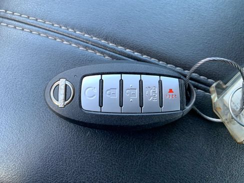 Used 2025 Nissan Altima 2.5 SV FWD image 21